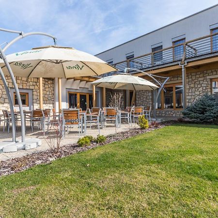 Hotel Kravi Hora Bořetice Εξωτερικό φωτογραφία