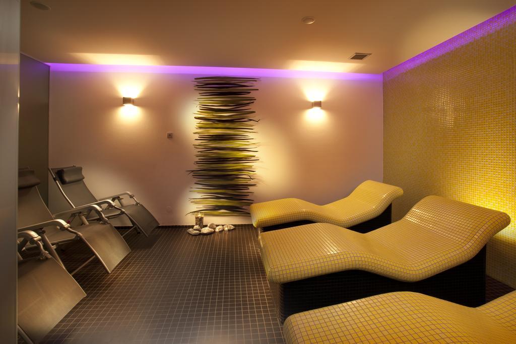 Hotel Kravi Hora Bořetice Εξωτερικό φωτογραφία